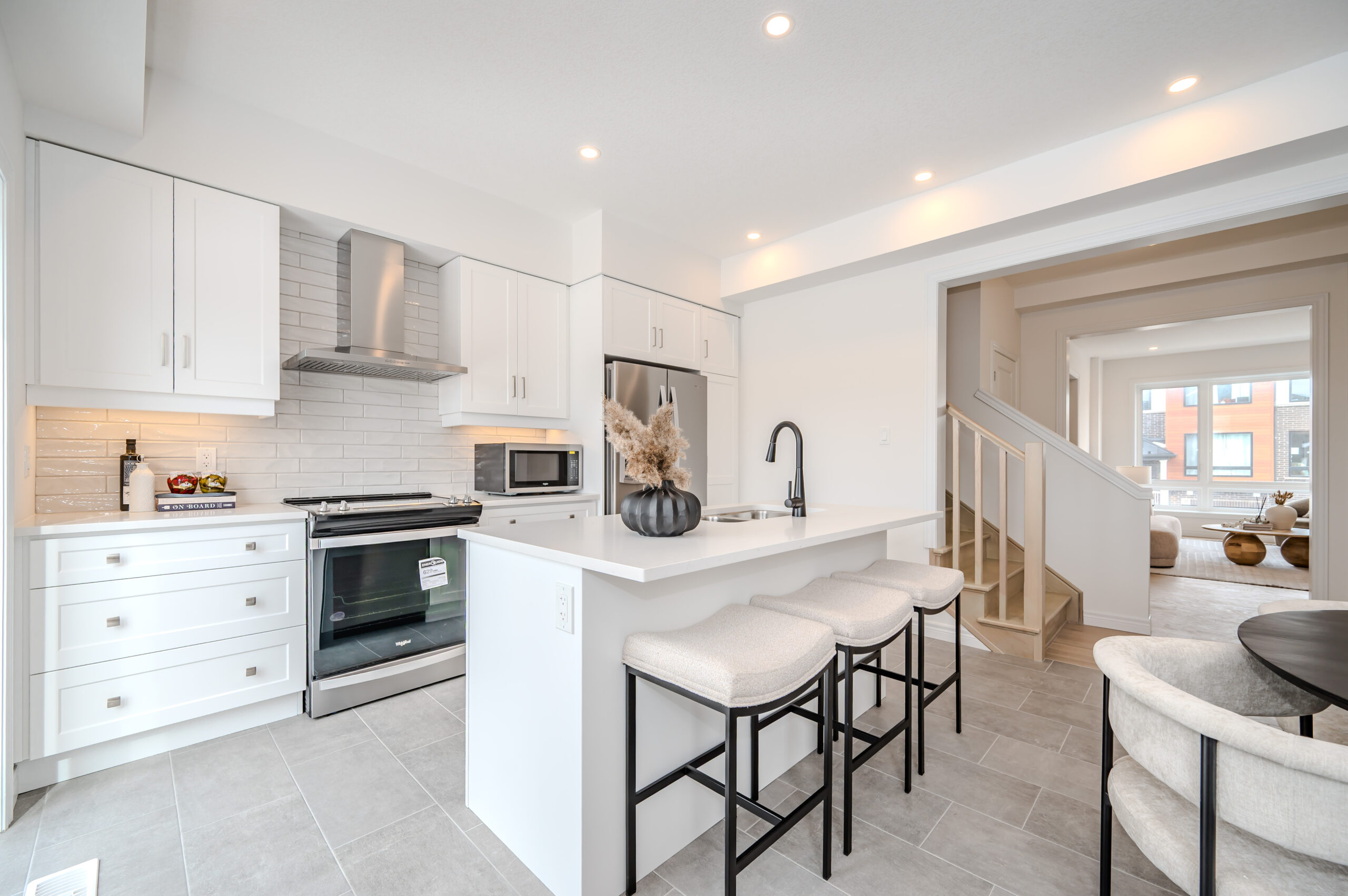 16-8 Sora Ln_Guelph_FullRes-16