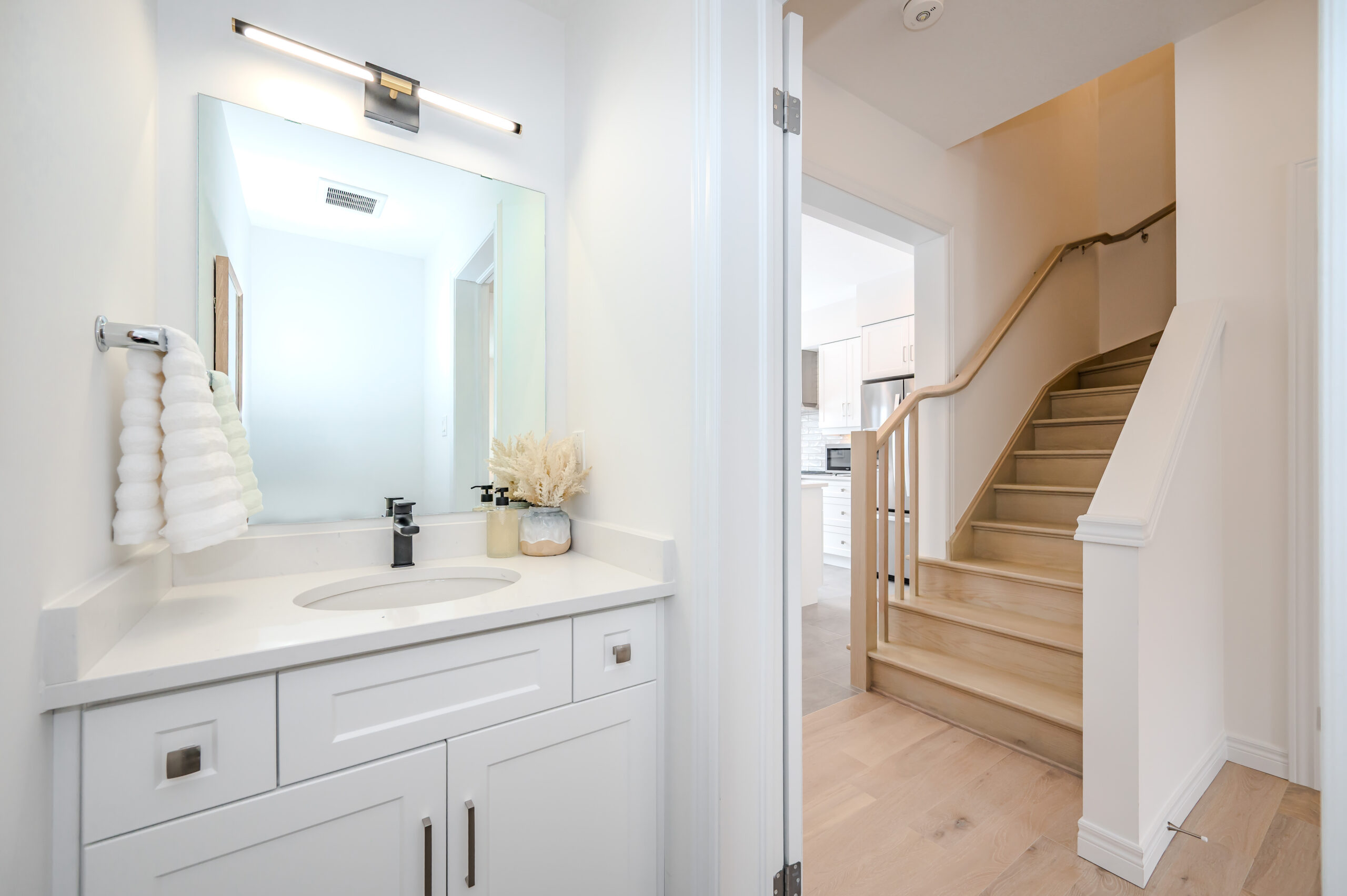 21-8 Sora Ln_Guelph_FullRes-21
